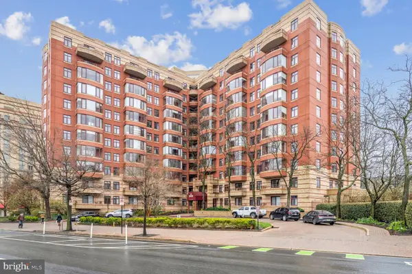 2400 Clarendon Blvd #103, ARLINGTON, VA 22201