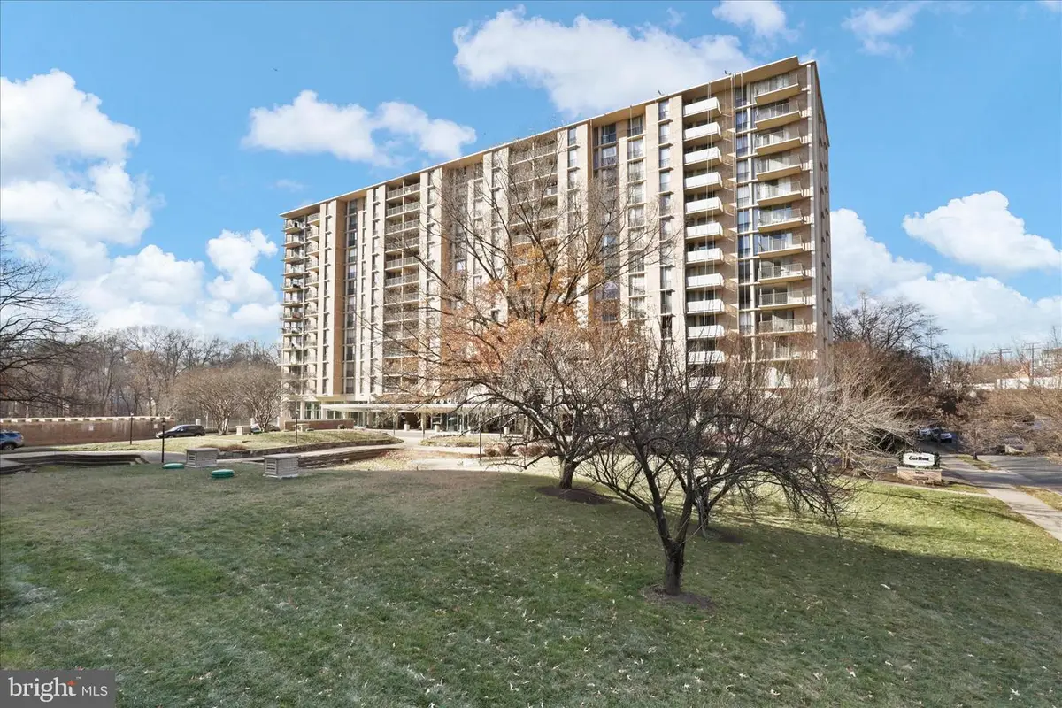 4600 S Four Mile Run Dr S #113, Arlington, VA 22204 - #1