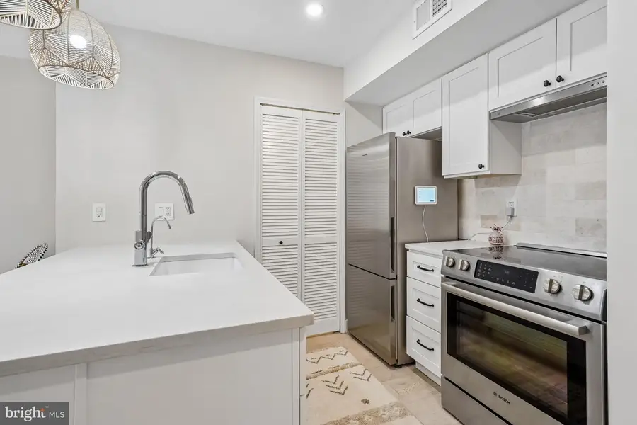 1029 N Stuart St #413, Arlington, VA 22201 - #3