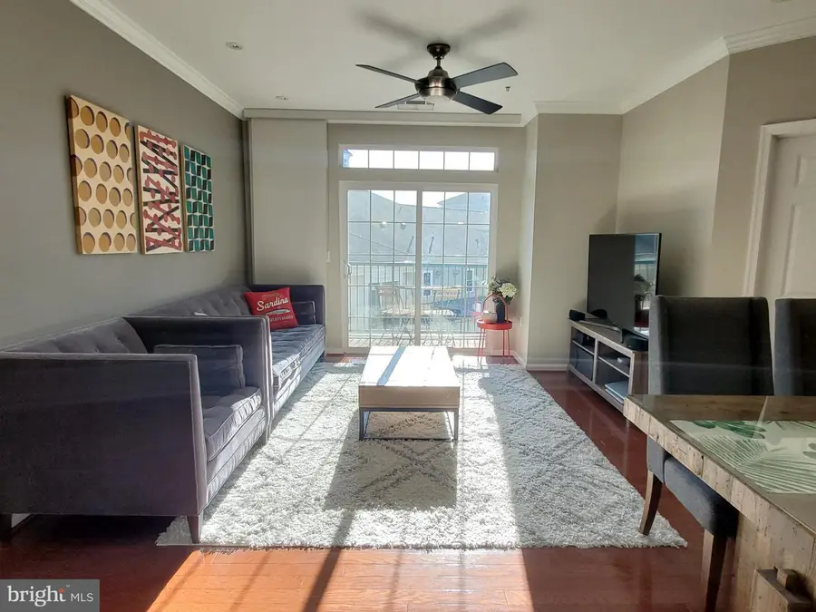 2055 26th St S #5-302, Arlington, VA 22206 - #3