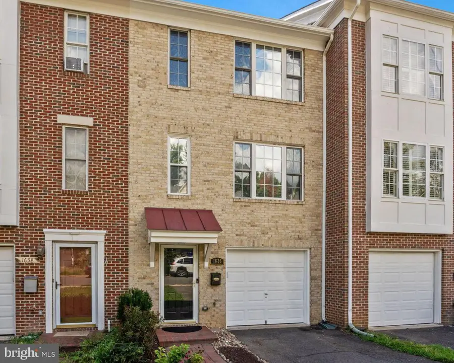1636 S Taylor St, Arlington, VA 22204 - #2