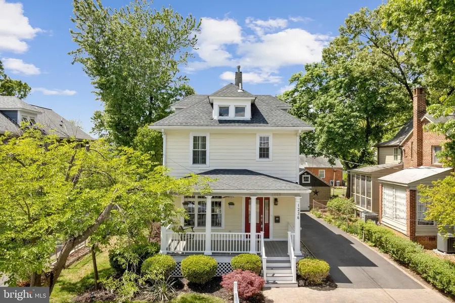 1236 N Utah St, Arlington, VA 22201 - #2