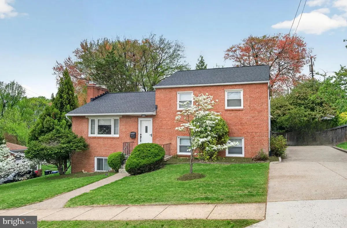 945 N Quantico St, Arlington, VA 22205 - #1