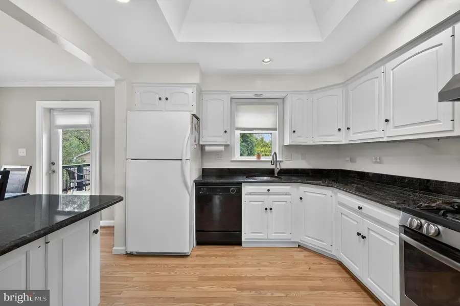 945 N Quantico St, Arlington, VA 22205 - #3