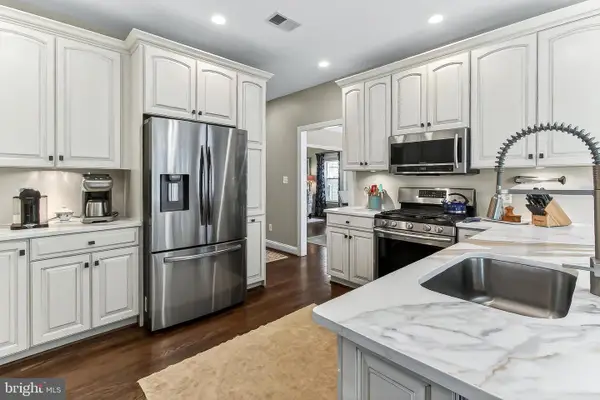 4004 9th St S, ARLINGTON, VA 22204