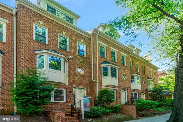 2622 N Fairfax Dr, ARLINGTON, VA 22201