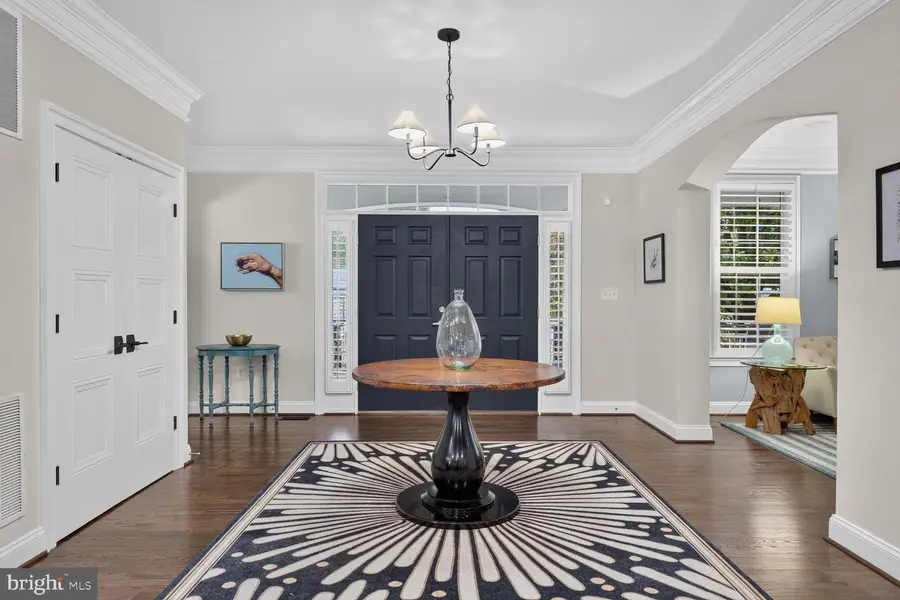3515 N Dickerson St N, Arlington, VA 22207 - #2