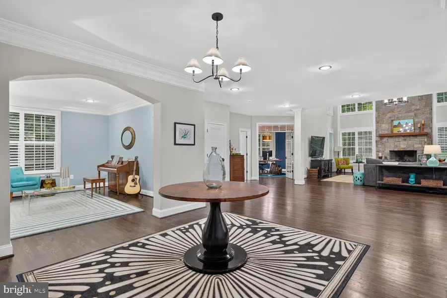 3515 N Dickerson St N, Arlington, VA 22207 - #3