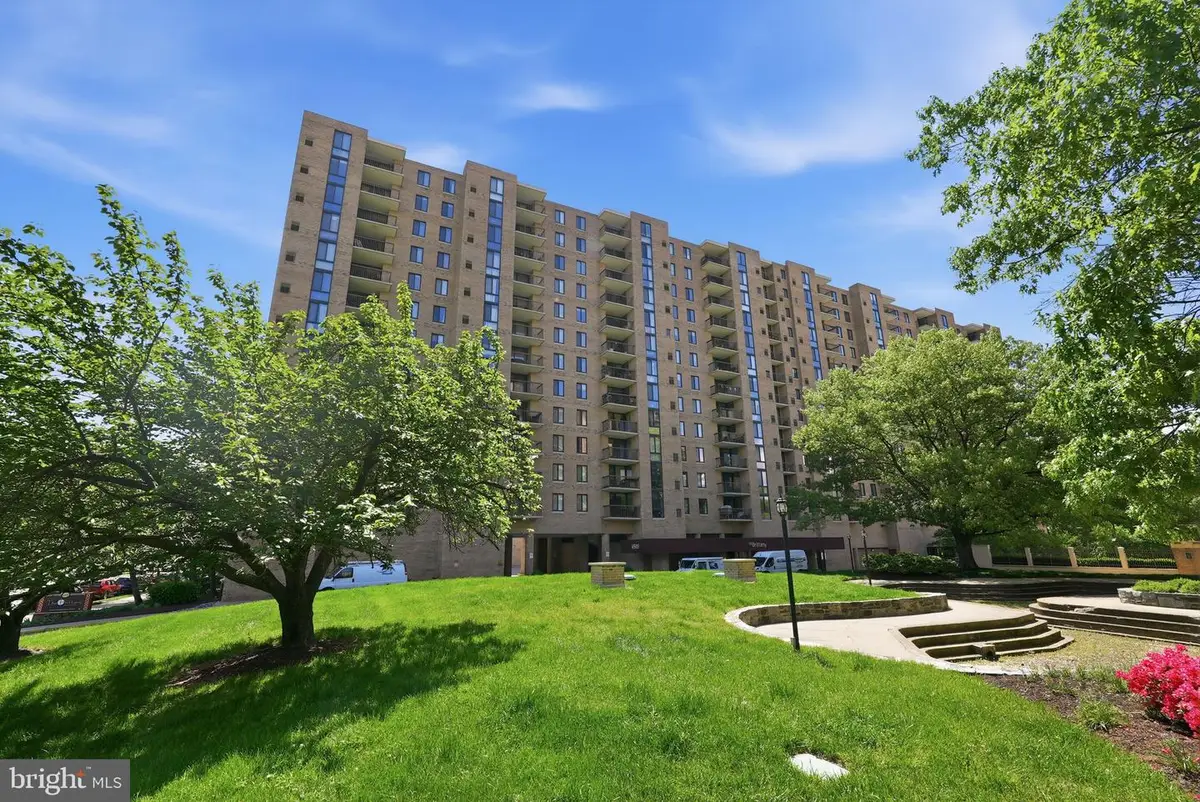 4500 S Four Mile Run Dr #505, Arlington, VA 22204 - #1