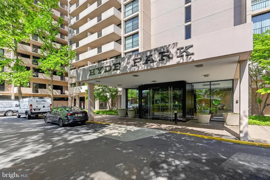 4141 N Henderson Rd #302, Arlington, VA 22203 - #2