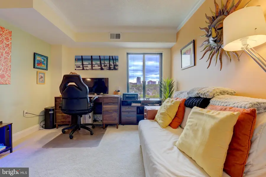 4500 S Four Mile Run Dr #1220, Arlington, VA 22204 - #3