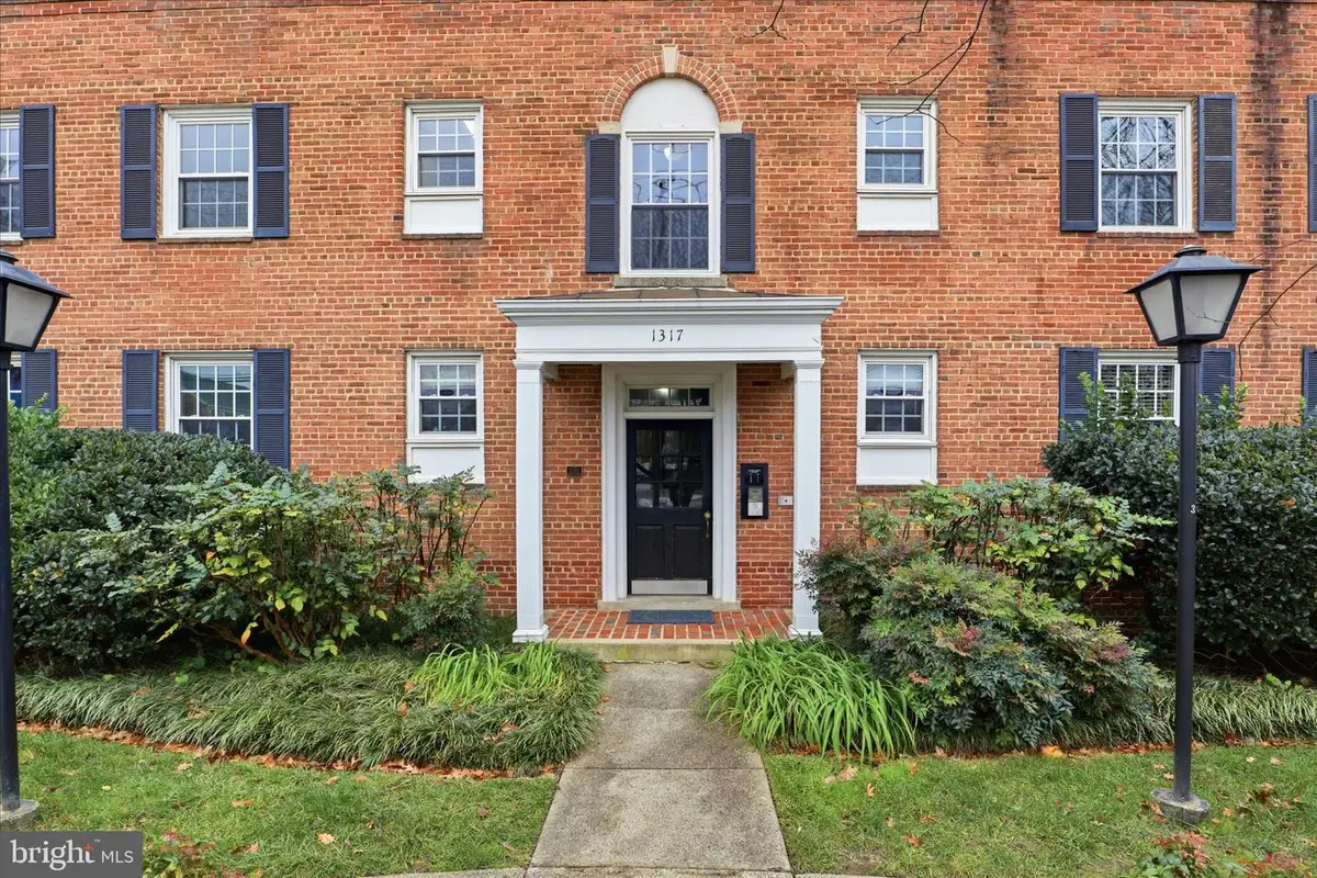 1317 S Walter Reed Dr #17201, Arlington, VA 22204 - #1