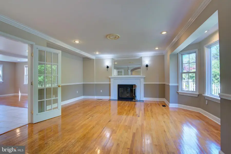 5868 Arlington Blvd, Arlington, VA 22204 - #2