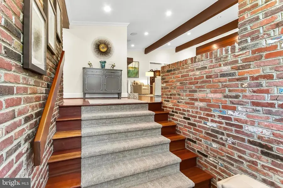 1753 Army Navy Dr, Arlington, VA 22202 - #3