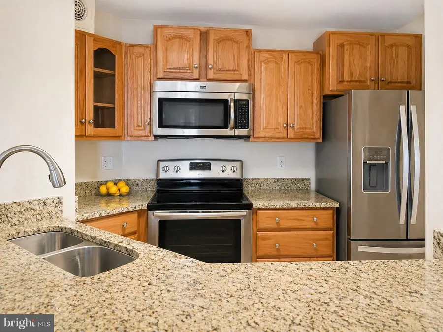 900 N Stafford St N #1917, Arlington, VA 22203 - #3