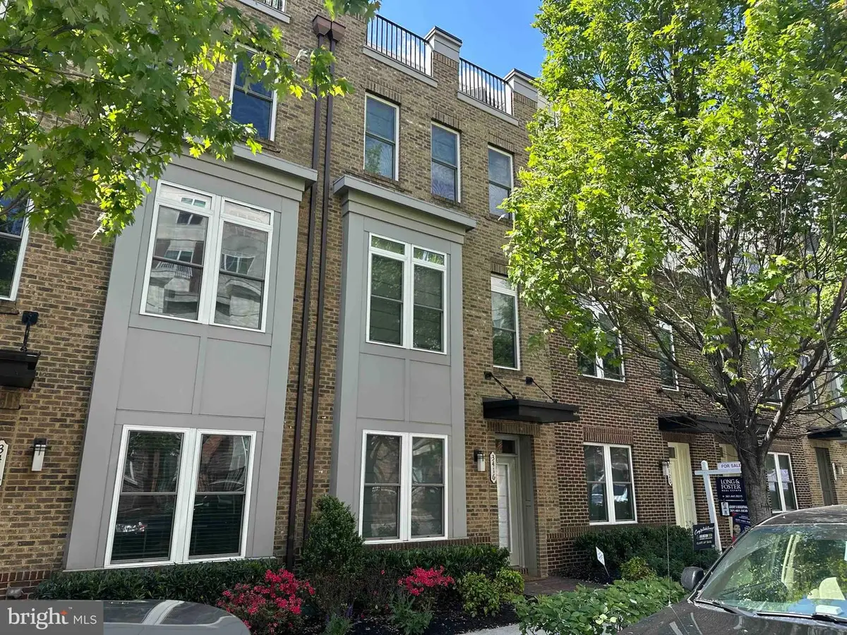 3416 11th St S, Arlington, VA 22204 - #1