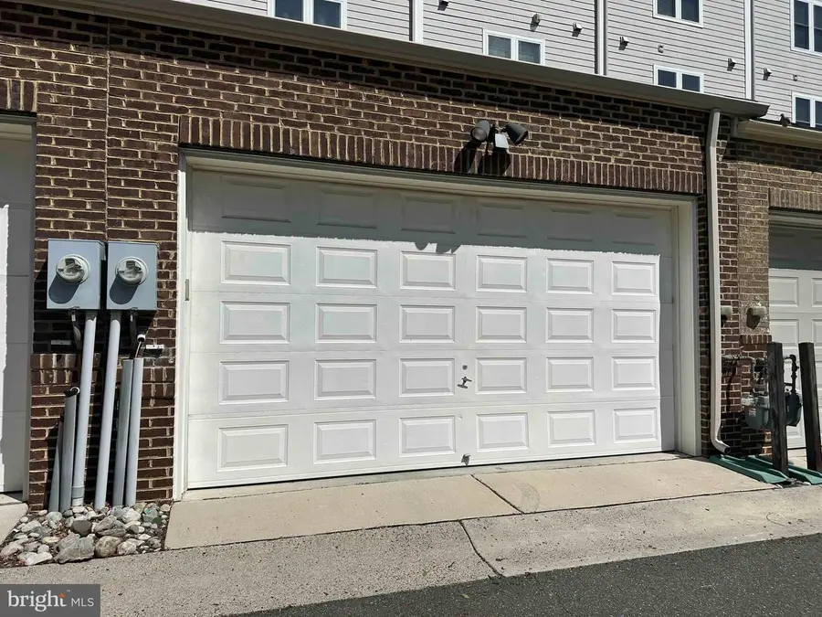 3416 11th St S, Arlington, VA 22204 - #2