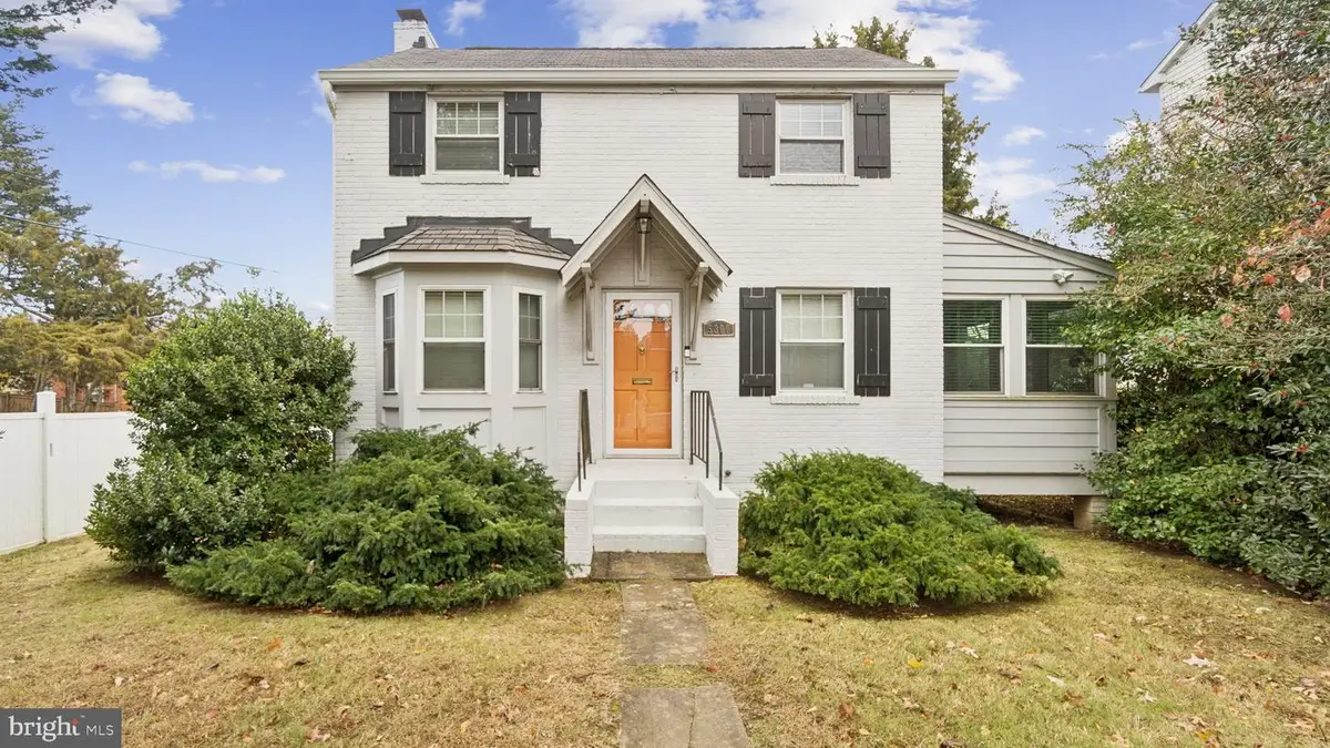 5300 Wilson Blvd, Arlington, VA 22205 - #1