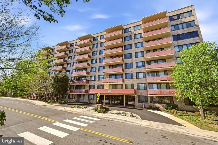 4201 Cherry Hill Rd #503, Arlington, VA 22207 - #3
