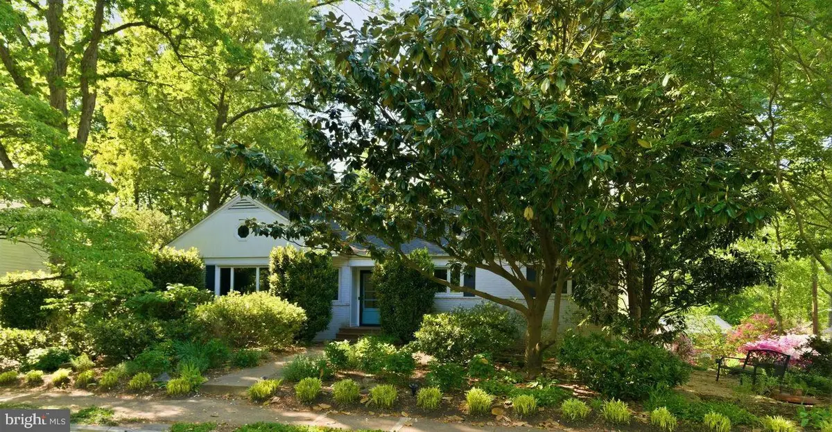2506 N Upshur St, Arlington, VA 22207 - #1