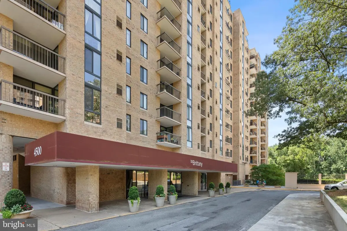 4500 S Four Mile Run Dr #529, Arlington, VA 22204 - #1