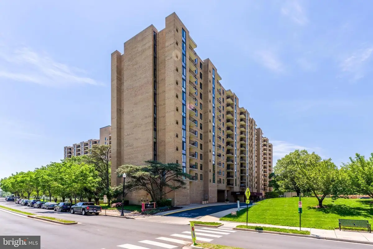 4500 S Four Mile Run Dr #105, Arlington, VA 22204 - #1