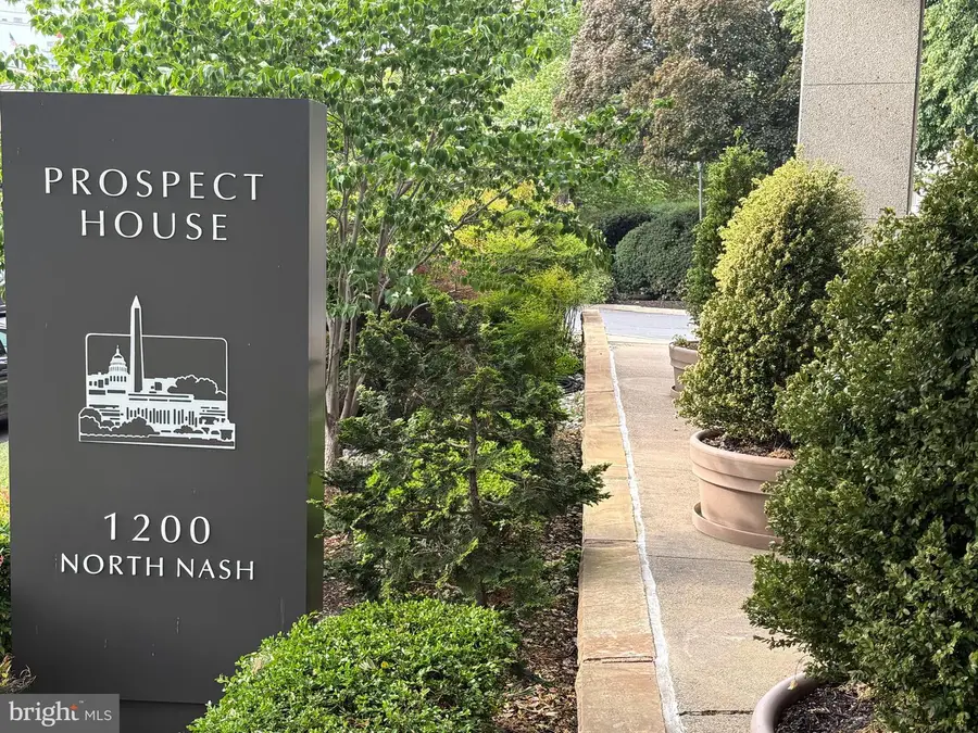 1200 N Nash St #220, Arlington, VA 22209 - #2