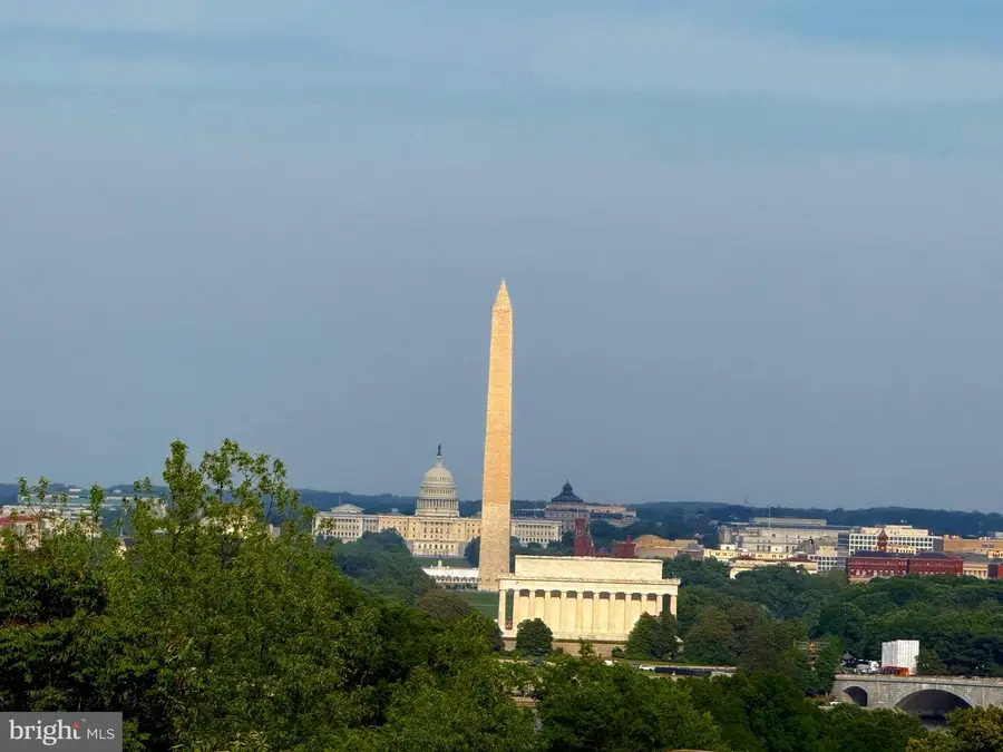 1200 N Nash St #220, Arlington, VA 22209 - #3