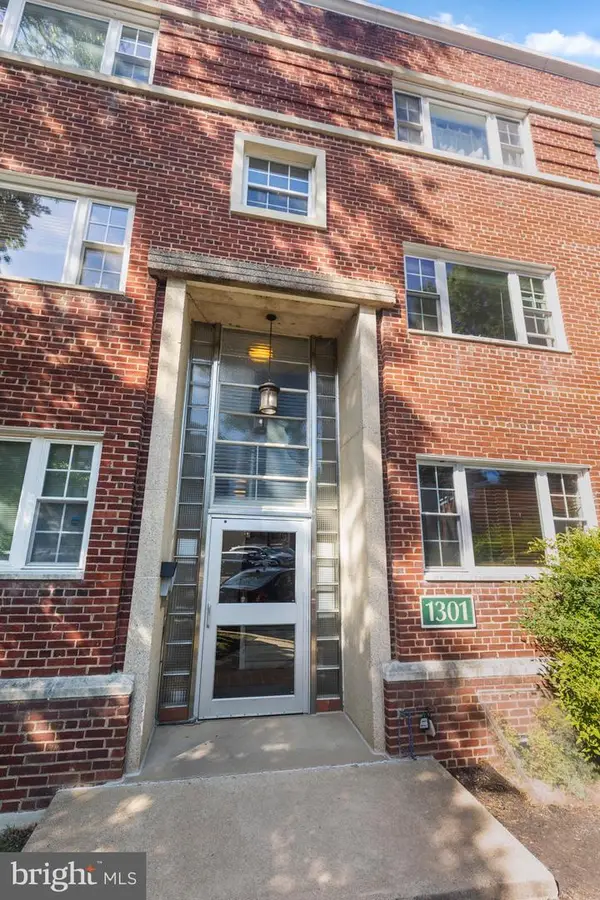 1301 N Ode St #114, ARLINGTON, VA 22209