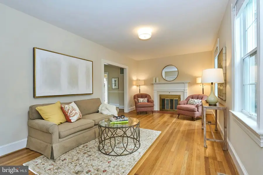419 N Jackson St, Arlington, VA 22201 - #3