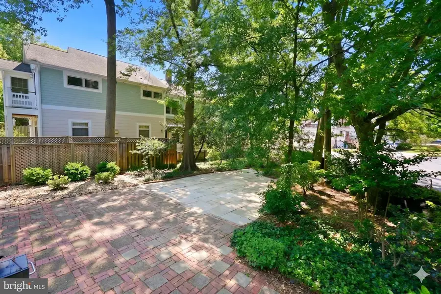 2511 S Grant St, Arlington, VA 22202 - #2
