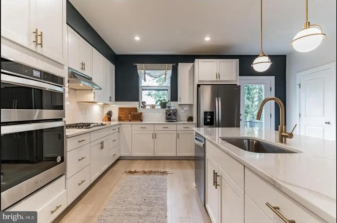 1017 S Taylor Ct, Arlington, VA 22204 - #1