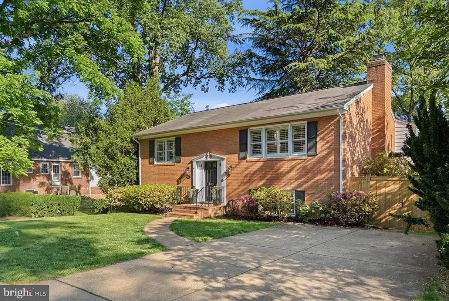 5410 11th St N, Arlington, VA 22205 - #3