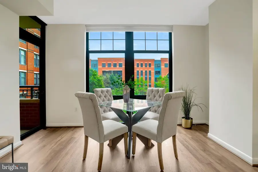 1021 N Garfield St #315, Arlington, VA 22201 - #3