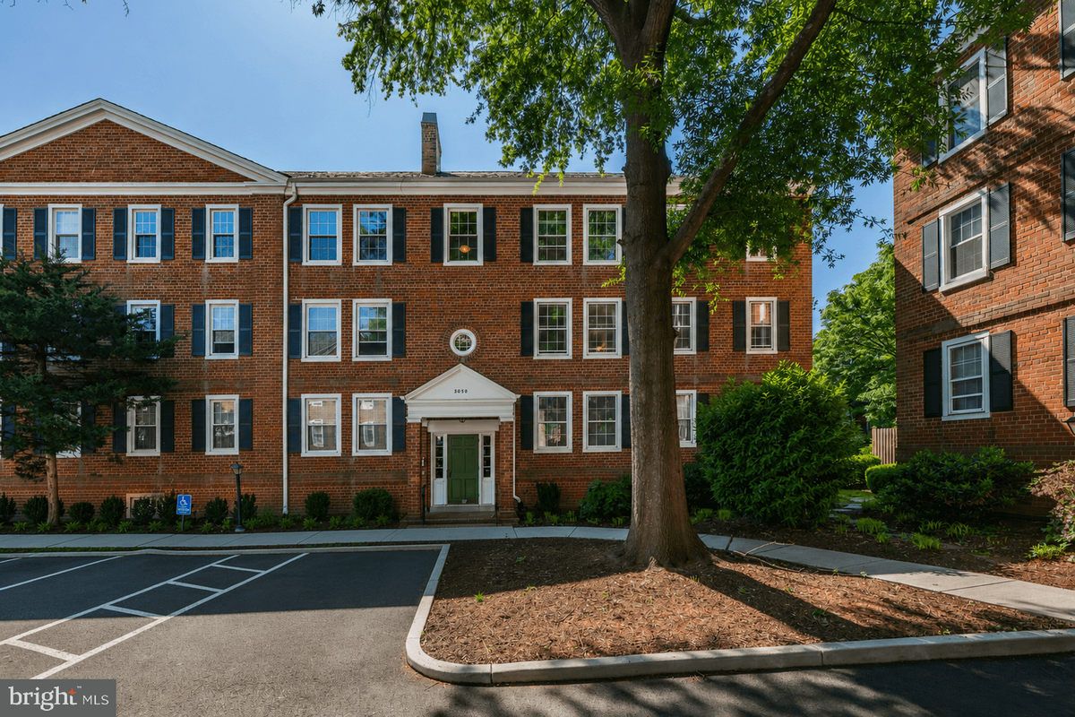 3050 S Buchanan St #b2, Arlington, VA 22206 - #1