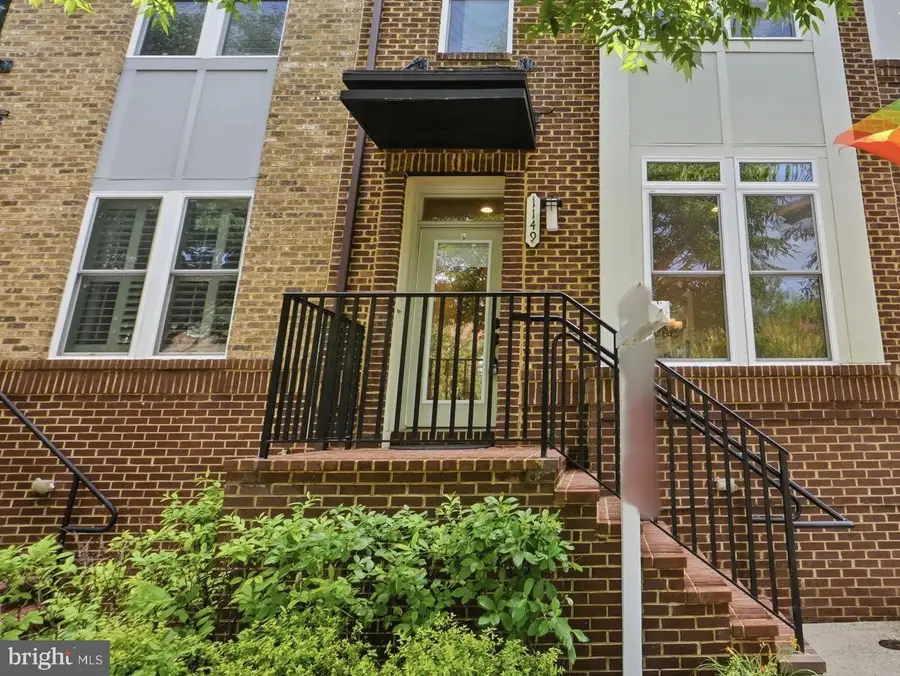 1149 S Monroe St, Arlington, VA 22204 - #2