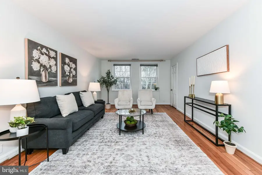 3279 S Stafford St #b2, Arlington, VA 22206 - #3