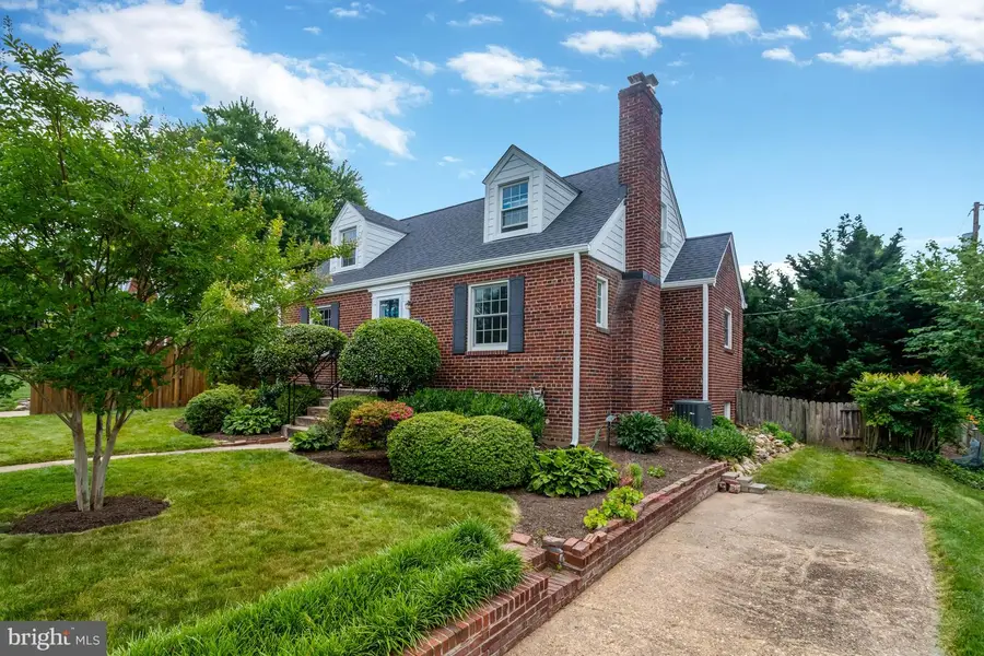 5028 25th St N, Arlington, VA 22207 - #2