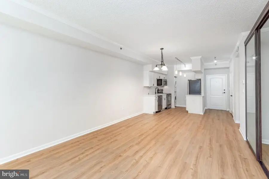 1211 S Eads St #307, Arlington, VA 22202 - #2