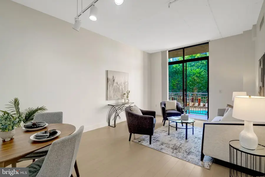 1201 N Garfield St #202, Arlington, VA 22201 - #3