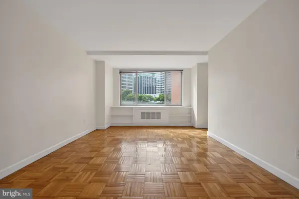 1121 Arlington Blvd #520, ARLINGTON, VA 22209