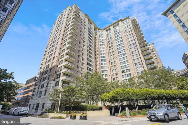 851 N Glebe Rd #1003, ARLINGTON, VA 22203