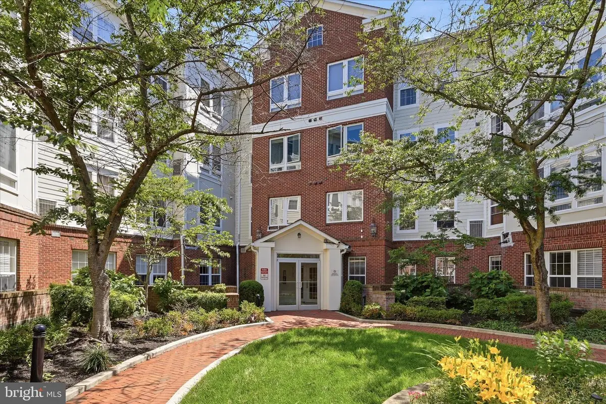 801 S Greenbrier St #306, Arlington, VA 22204 - #1