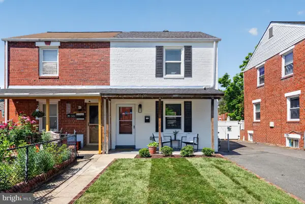 2128 S Oxford St, ARLINGTON, VA 22204