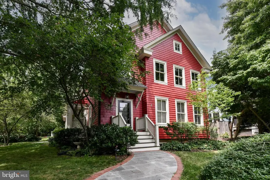 1812 N Randolph St, Arlington, VA 22207 - #3