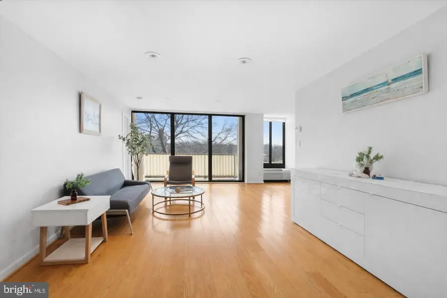 1510 12th St N #303, Arlington, VA 22209 - #2