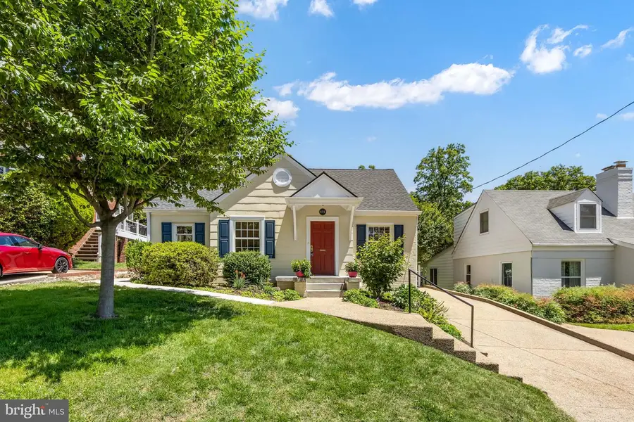 875 N Kentucky St, Arlington, VA 22205 - #3