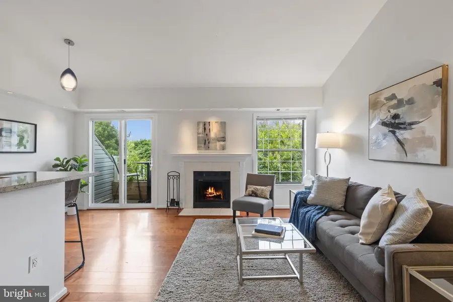 2903 S Woodley St #h, Arlington, VA 22206 - #3