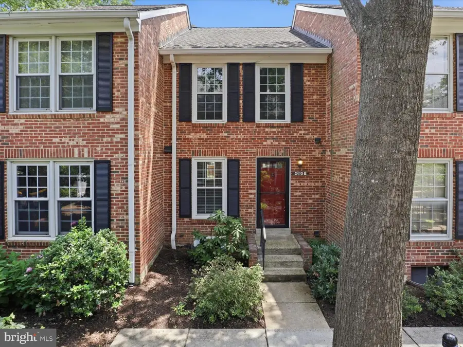 2410 S Walter Reed Dr #2, Arlington, VA 22206 - #2