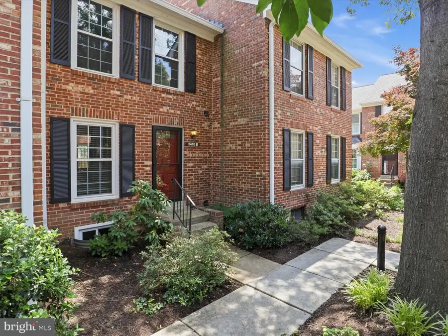 2410 S Walter Reed Dr #2, Arlington, VA 22206 - #3